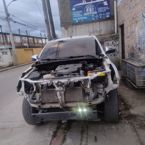 Toyota blanca Serviautos JCS Restoring (11)